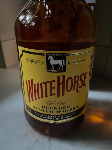 White Horse 1L